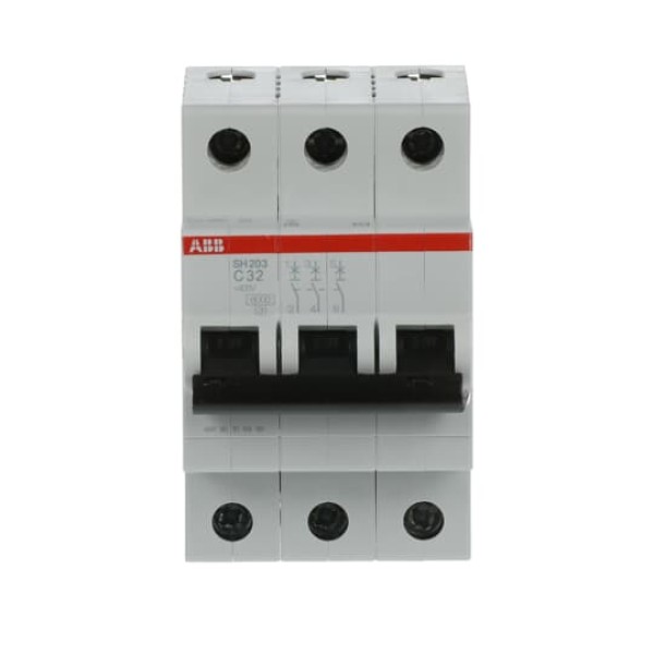 Авт. выключатель SH203-C32, 3P, 32А, хар-ка C, 6kA