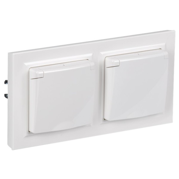 BRITE Комплект 1-местная с заземлением с защитными шторками и крышкой 16А IP44 2 штуки в сборе с двойной рамкой РСбш10-3-44-БрБ белый