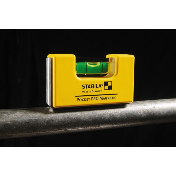 Пластиковый уровень STABILA Pocket PRO Magnetic с чехлом для ремня