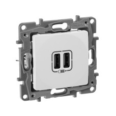 Etika - Зарядное устройство с двумя USB Type A, 240V/5V, 2400мА. (белый)