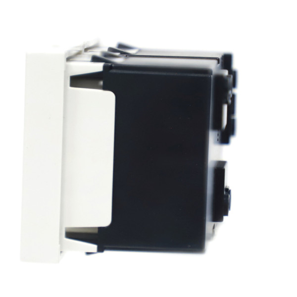 Розетка 2х2К+З нем.ст.,  45 гр.,  с з/ш,  бел. (90х45мм),  серия (тип) DF6